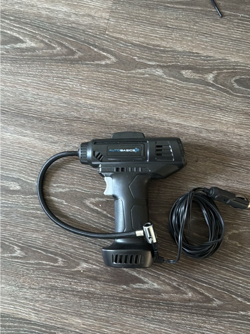 AUTOBASICS Portable 12V Tire Inflator Pump - Black